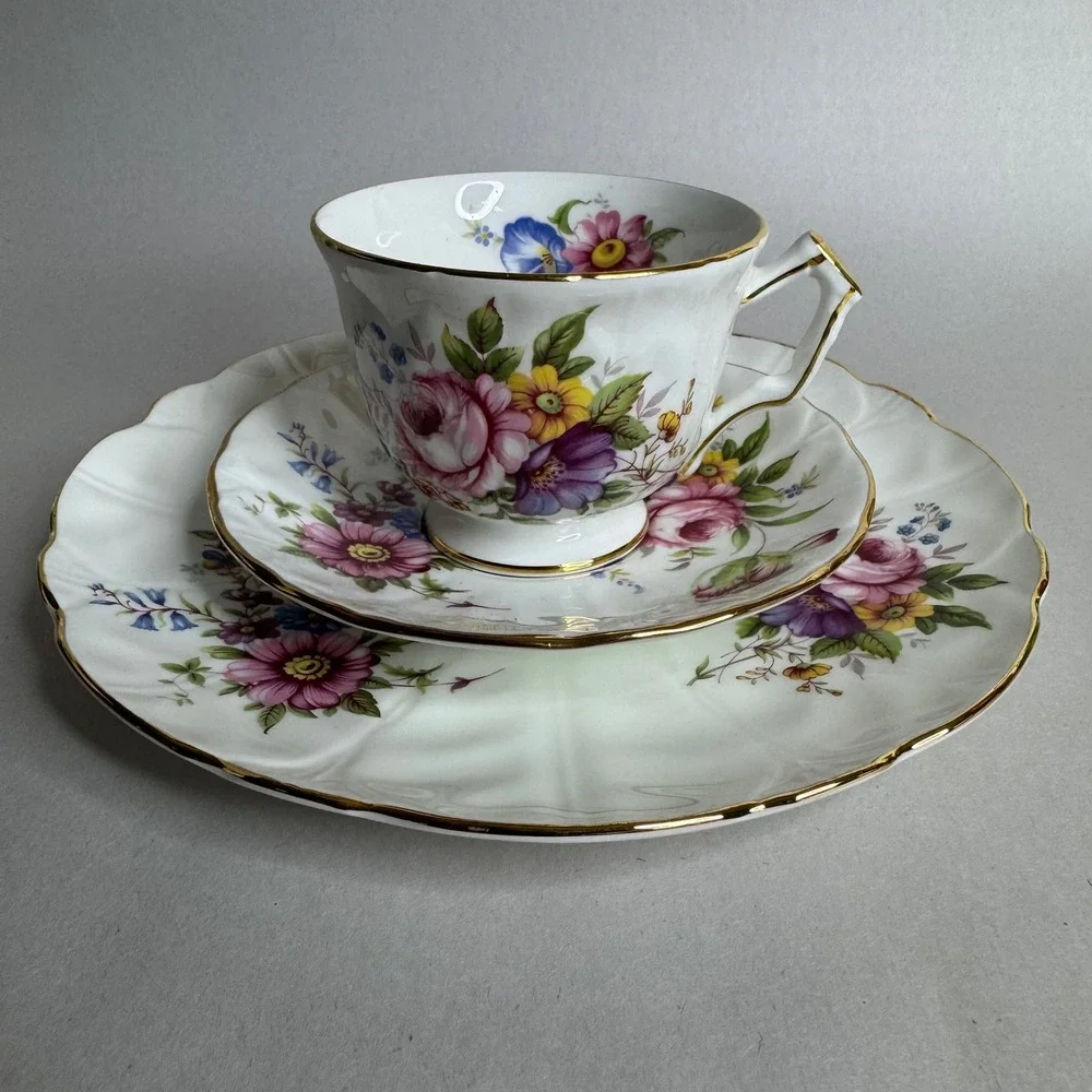 Aynsley Fine English Bone China Tea Cup Saucer and‎ Plate Trio Floral Gold Trim